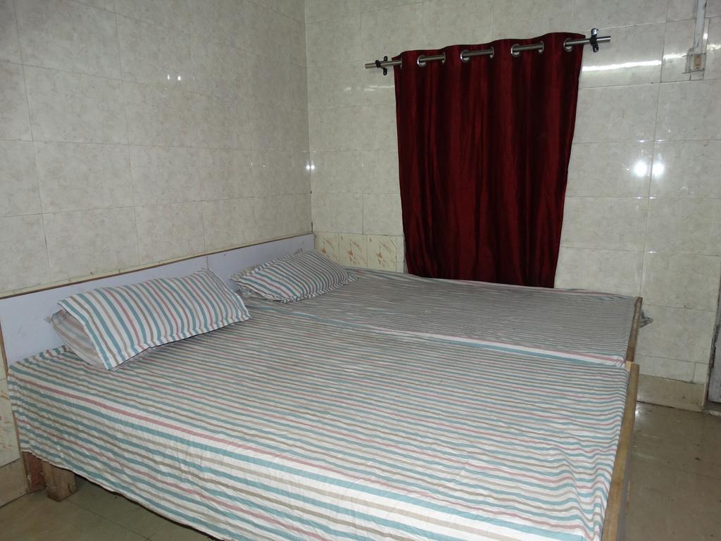 Goldy Guest House 바라나시 외부 사진