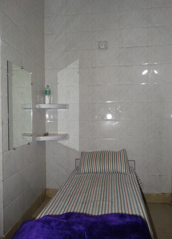 Goldy Guest House 바라나시 외부 사진